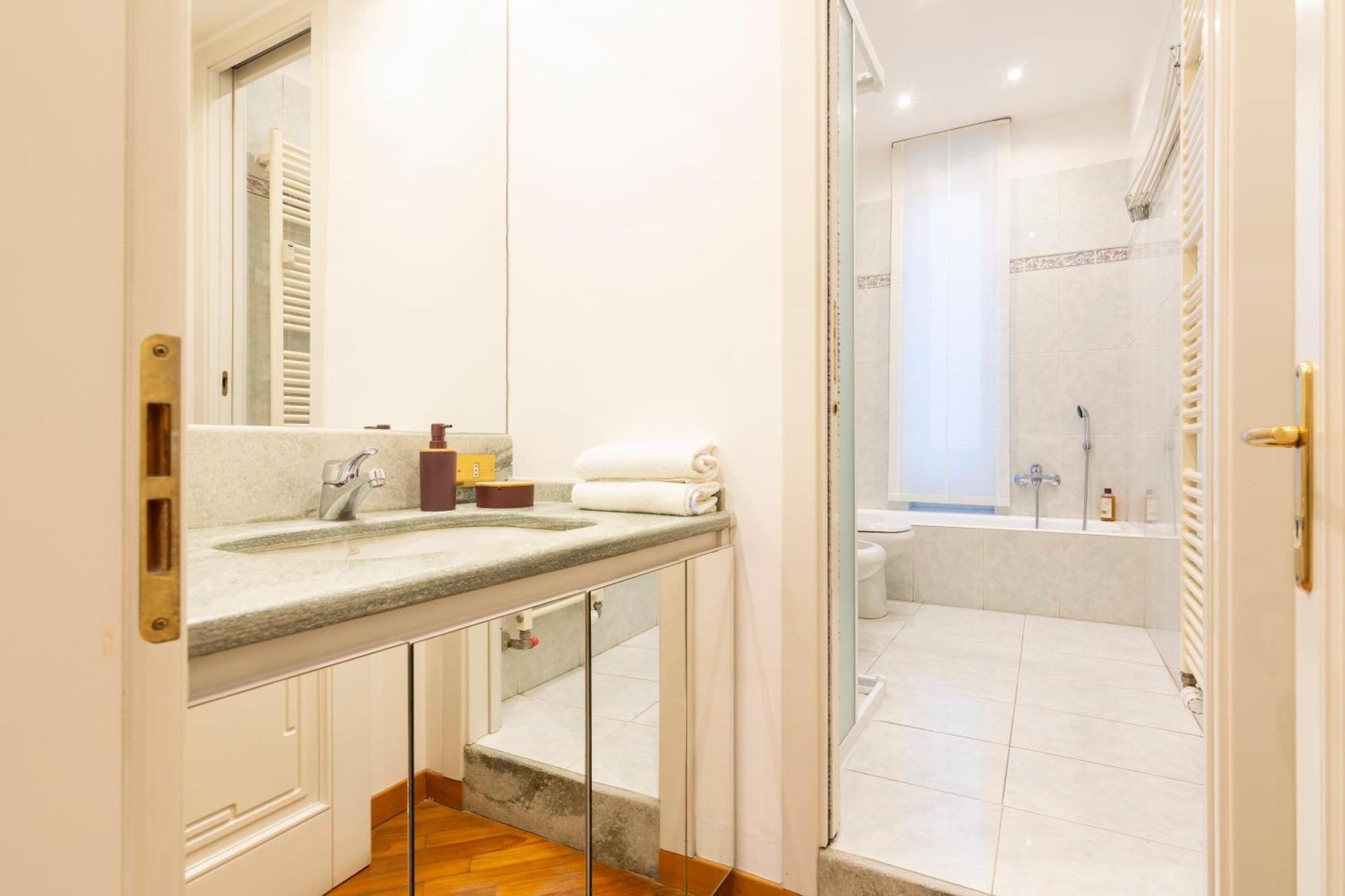 Caseospitali - Casa Mimosa Perfect For Family Or Groups Up To 5 Milano Eksteriør bilde
